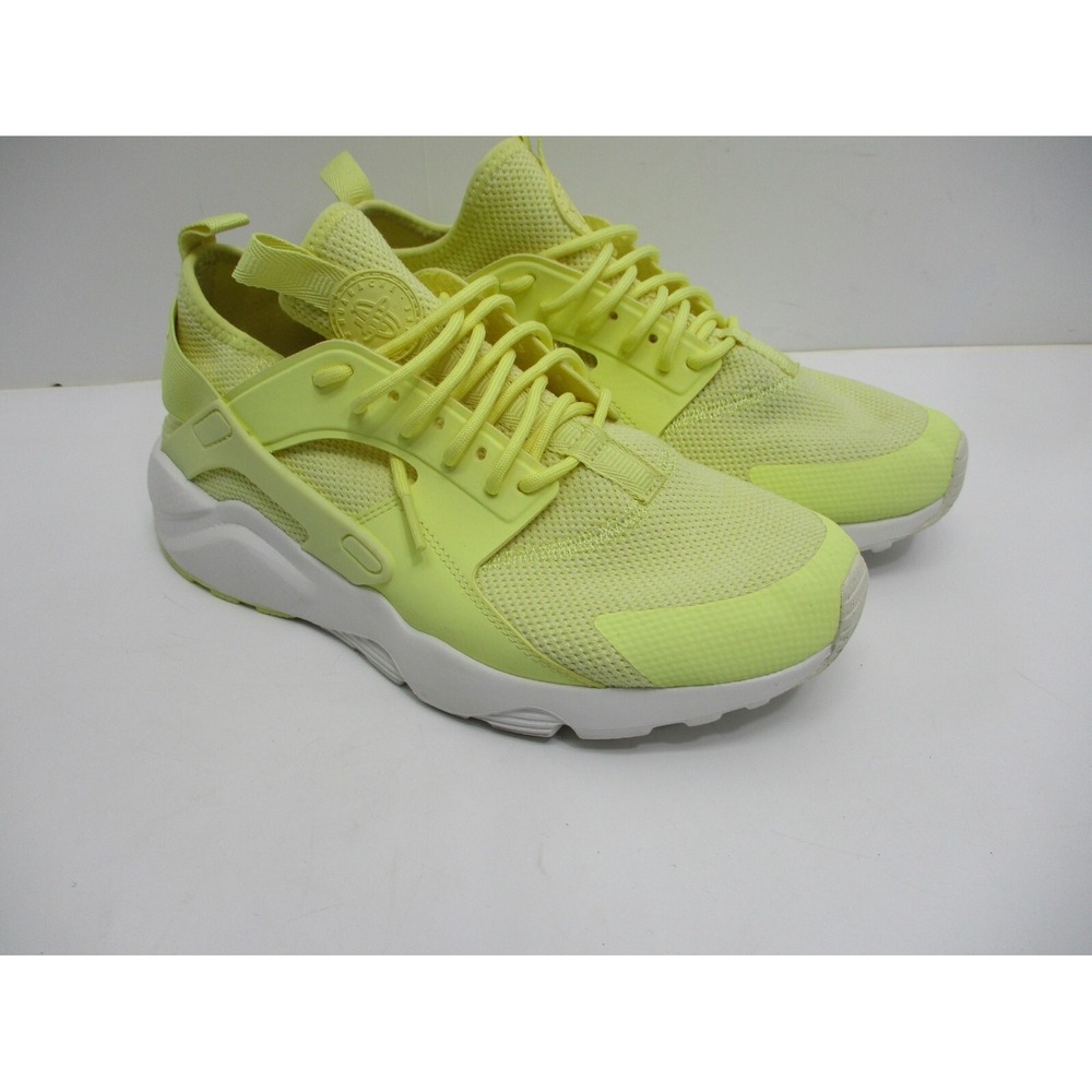 Nike Air Hurrach runner shoe - Soft Yellow - SIZE 9
